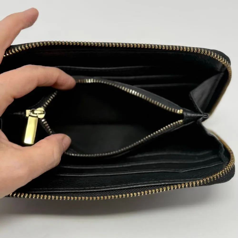 Tory Burch Amanda Zip Continental Wallet Black Pebbled Leather Gold Logo EUC - Picture 7 of 8